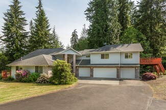 383 Twin Lakes Dr, Longview, WA 98632