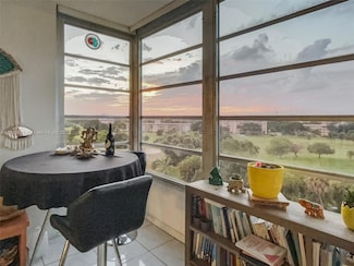 2661 S Course Dr Unit 804, Pompano Beach, FL 33069