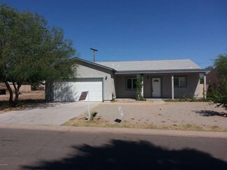 191 Peretz Cir, Morristown, AZ 85342