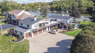 1649 Heather Dr, Algonquin, IL 60102