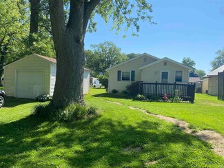 83 Ems D25 Ln, Syracuse, IN 46567