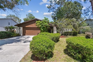 16503 W Course Dr, Tampa, FL 33624