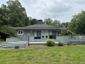 890 Gordon Way, Montross, VA 22520