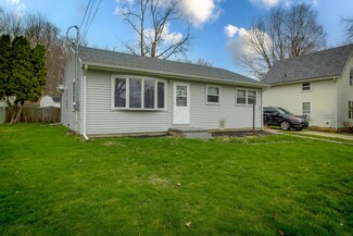 404 W Van Buren St, Augusta, MI 49012