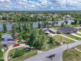 4813 S Lakewood Dr, Panama City, FL 32404