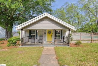 17 Littlefield St, Inman, SC 29349