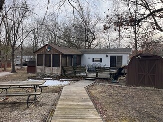 2795 E 28th Lot 611 Rd, Seneca, IL 61360