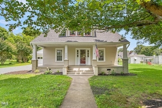 232 S Marshall St, Graham, NC 27253