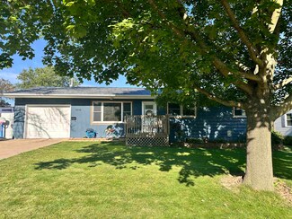 1014 Short Ave, Dodgeville, WI 53533