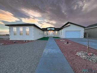 2 Bella Ct, Roswell, NM 88201