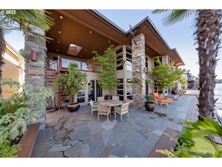 14561 NW Larson Rd Unit 16,17, Portland, OR 97231