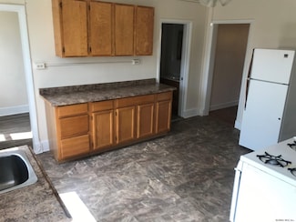 16 Cataract St Unit 2, Cohoes, NY 12047