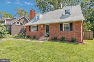 4752 6th St S, Arlington, VA 22204