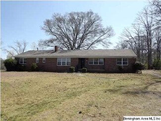 2470 Bon Air Rd, Sylacauga, AL 35150