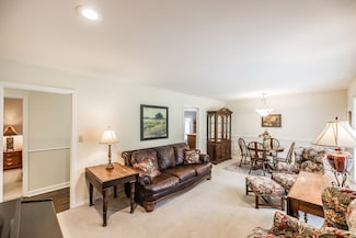 435 Richland Cir, Gallatin, TN 37066