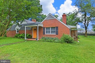 3106 Old Largo Rd, Upper Marlboro, MD 20772