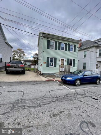 437 Mechanic St, Hagerstown, MD 21740