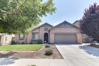 2535 W Cecil Ave, Visalia, CA 93291