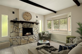 833 E Victoria Ct, Lake Arrowhead, CA 92352