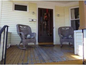 32 Graves Ave, Lynn, MA 01902