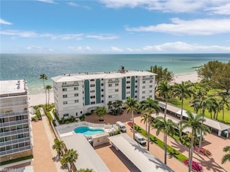 2011 Gulf Shore Blvd N Unit 54, Naples, FL 34102