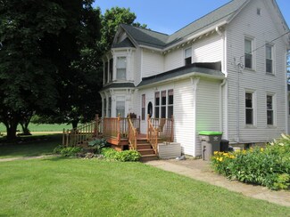 11221 Aldrich Rd, Sycamore, IL 60178