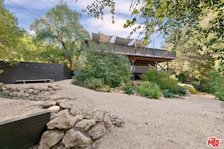 625 Reithe Ave, Calabasas, CA 91302