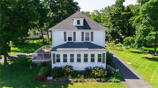 151 Tidewater Dr, Warwick, RI 02889