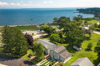 21 Wright Ln, North Kingstown, RI 02852