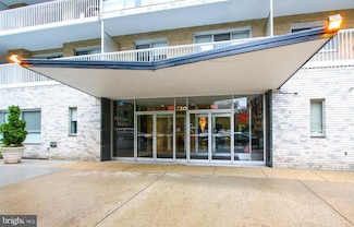 730 24th St NW Unit 805, Washington, DC 20037