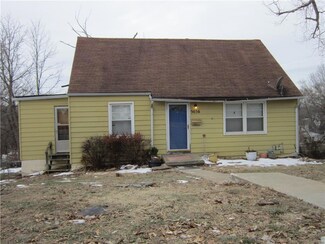 5036 Belmeade Rd, Kansas City, MO 64129