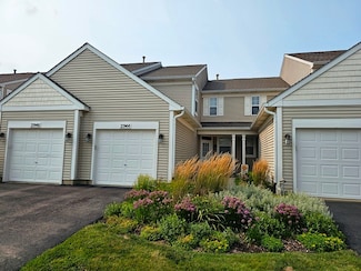 2944 White Thorn Cir Unit 2944A, Naperville, IL 60564