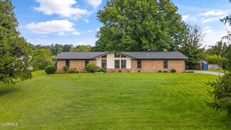 1832 River Shores Dr, Knoxville, TN 37914