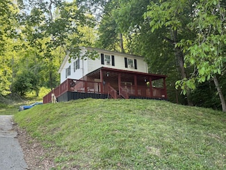 320 Harrison Dr, Frenchburg, KY 40322