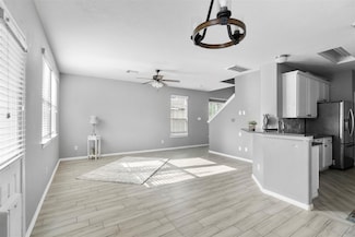 341 Brandy Ridge Ln, Dickinson, TX 77539