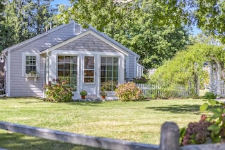 27 Wilfin Rd, South Yarmouth, MA 02664