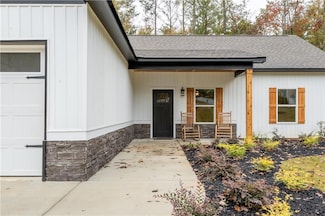 101 Adair Ct, Dallas, GA 30157