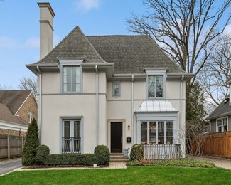 1148 Scott Ave, Winnetka, IL 60093