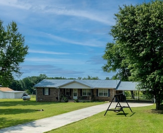423 Shady Grove Rd, Flintville, TN 37335