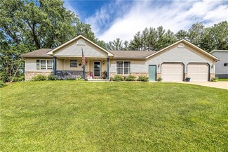 521 N 10th St, Black River Falls, WI 54615