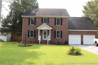 1955 Fairforest Dr, Fayetteville, NC 28304