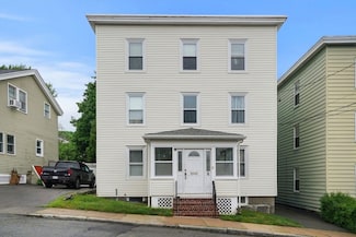 6 Horton St Unit 2, Salem, MA 01970