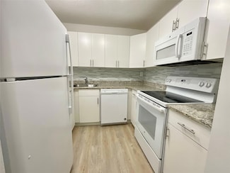 9517 Fontainebleau Blvd Unit 581-512, Miami, FL 33172
