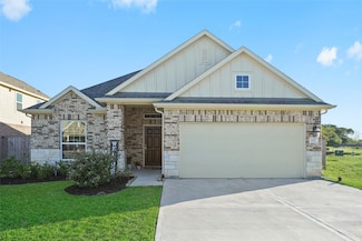 152 Bayou Bend Blvd, Angleton, TX 77515