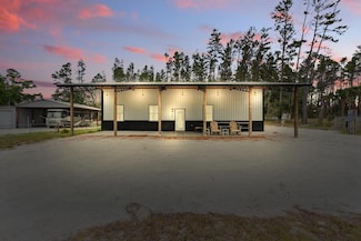 1420 Oak Pond Ln, Steinhatchee, FL 32359