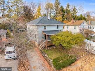 245 Willow Ave, Wayne, PA 19087