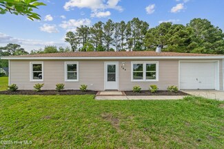 109 Shipman Rd, Havelock, NC 28532