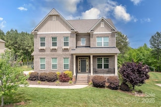6361 Willow Farm Dr, Denver, NC 28037