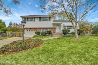 914 Green Grove Rd, Neptune, NJ 07753
