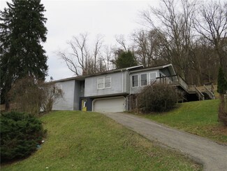 4694 W Smithfield St, McKeesport, PA 15135